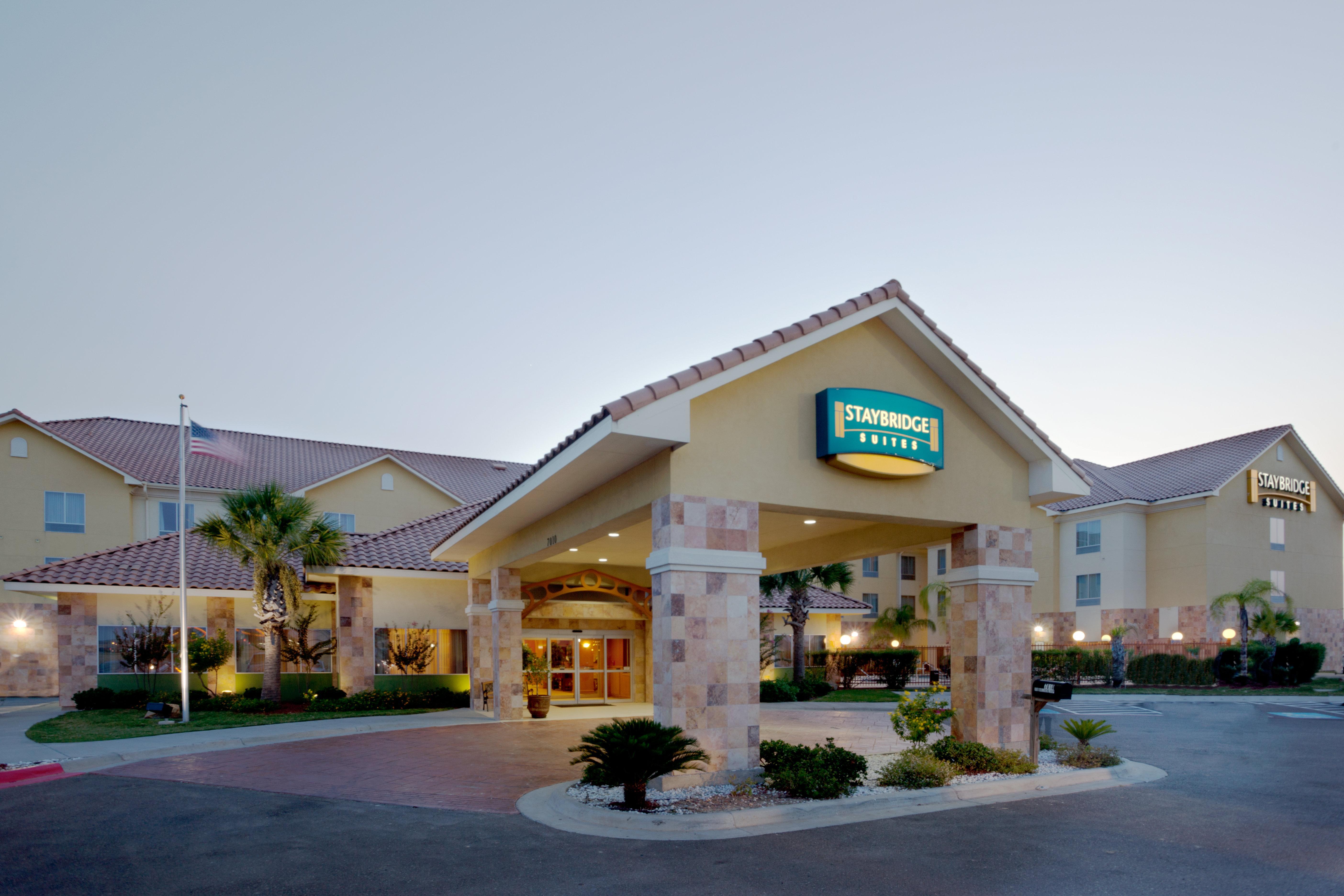 Staybridge Suites Laredo By Ihg Exterior photo