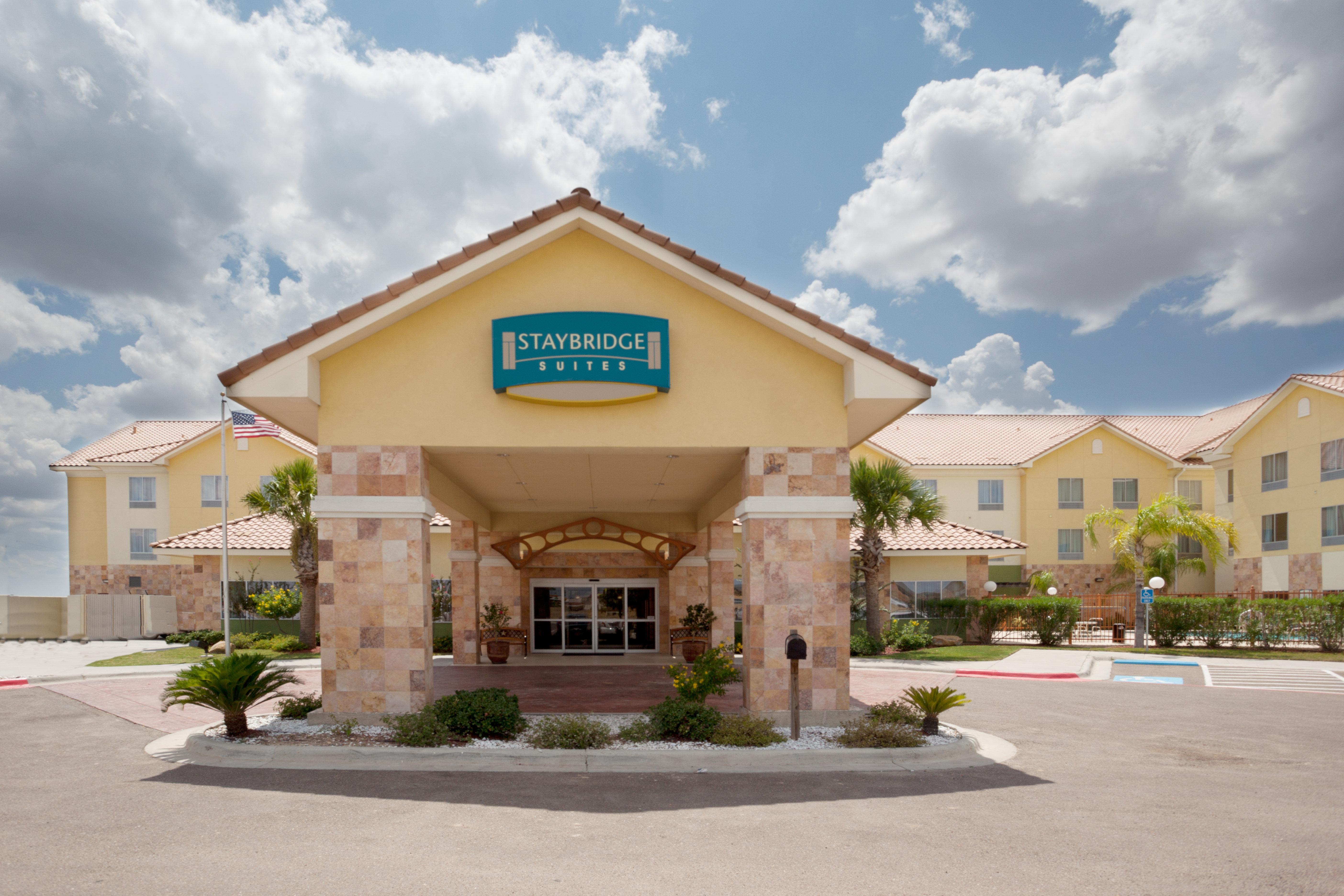 Staybridge Suites Laredo By Ihg Exterior photo