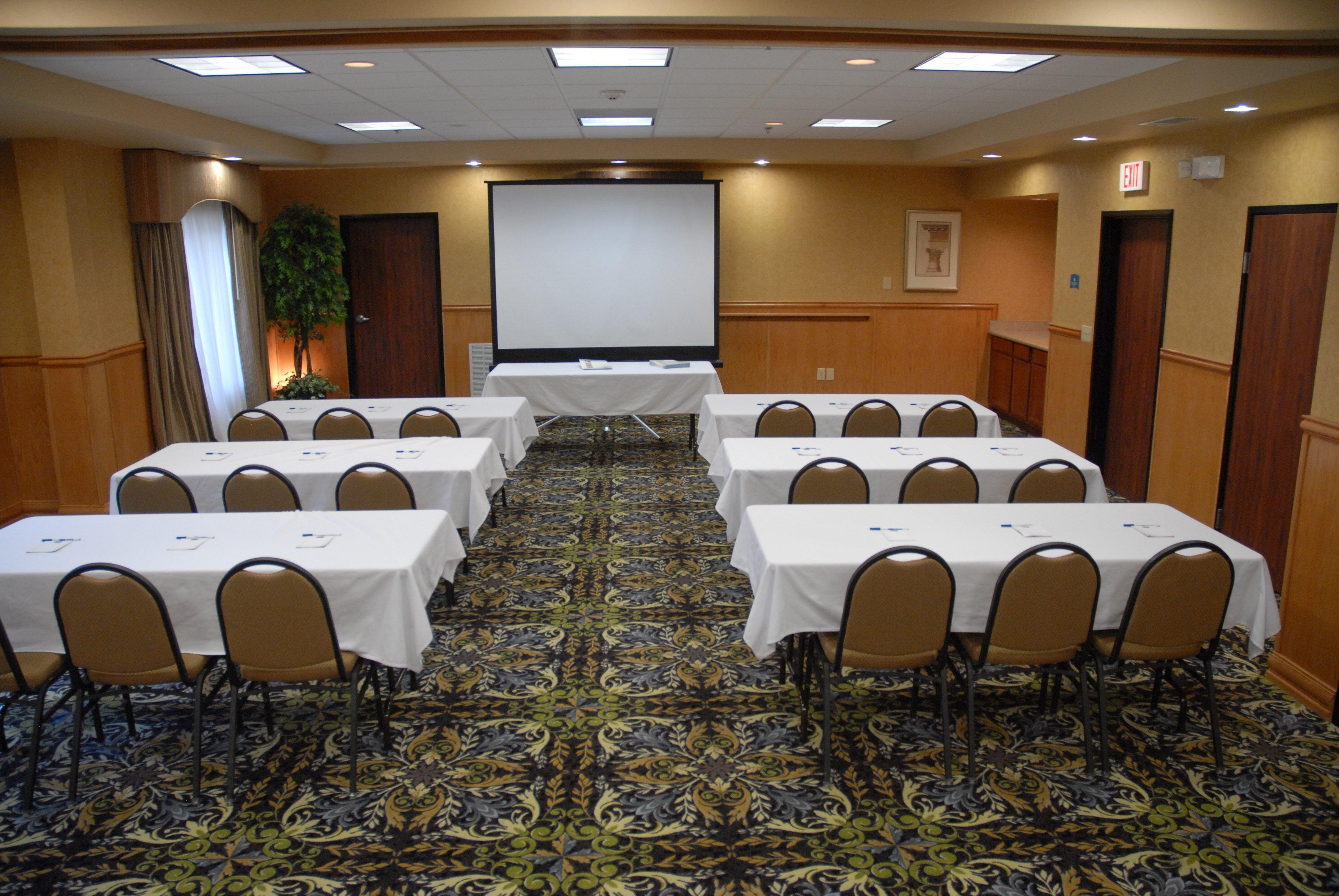 Staybridge Suites Laredo By Ihg Exterior photo