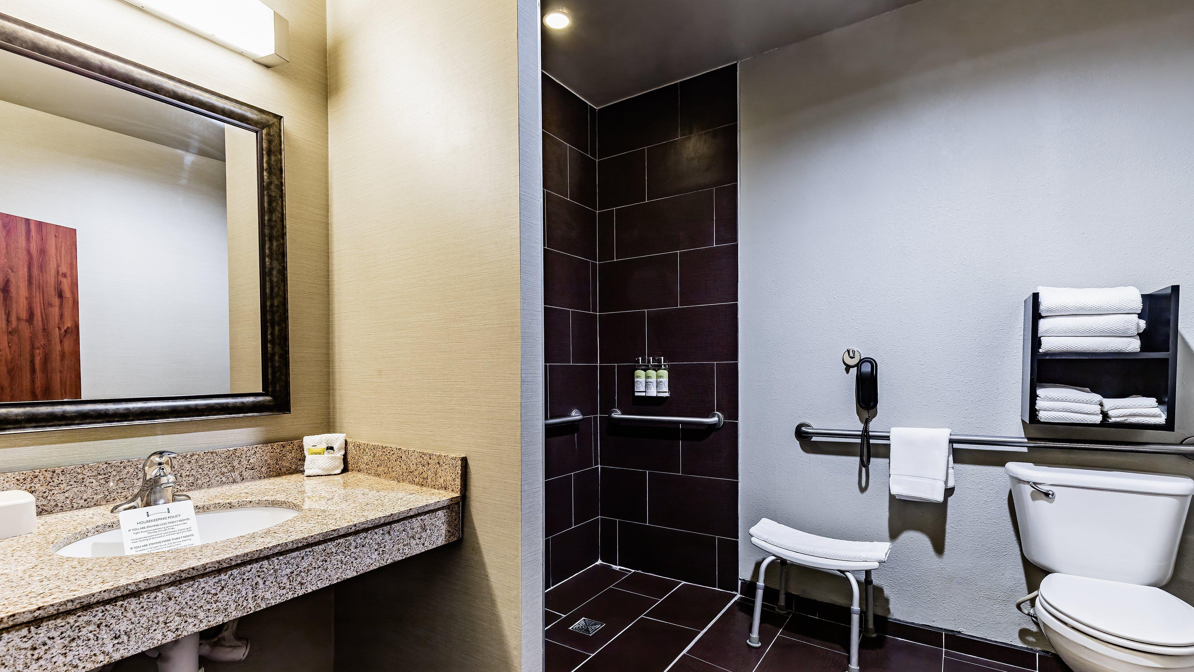 Staybridge Suites Laredo By Ihg Exterior photo