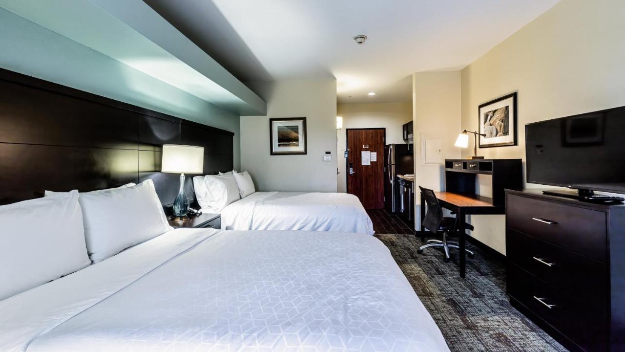 Staybridge Suites Laredo By Ihg Exterior photo